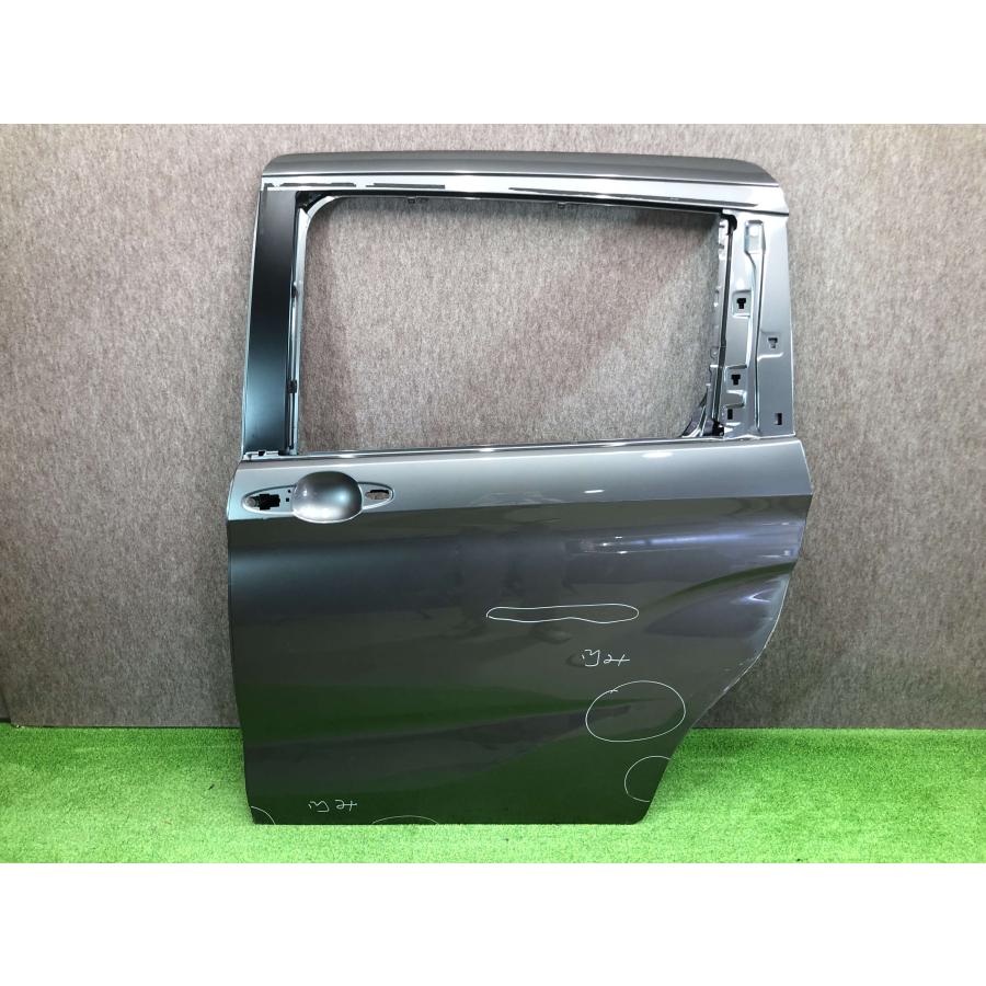 リア左スライドドア