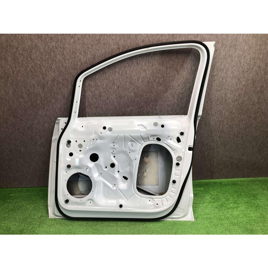 1TCZD/5T系 VW/フォルクスワーゲン ゴルフ トゥーラン 純正 右