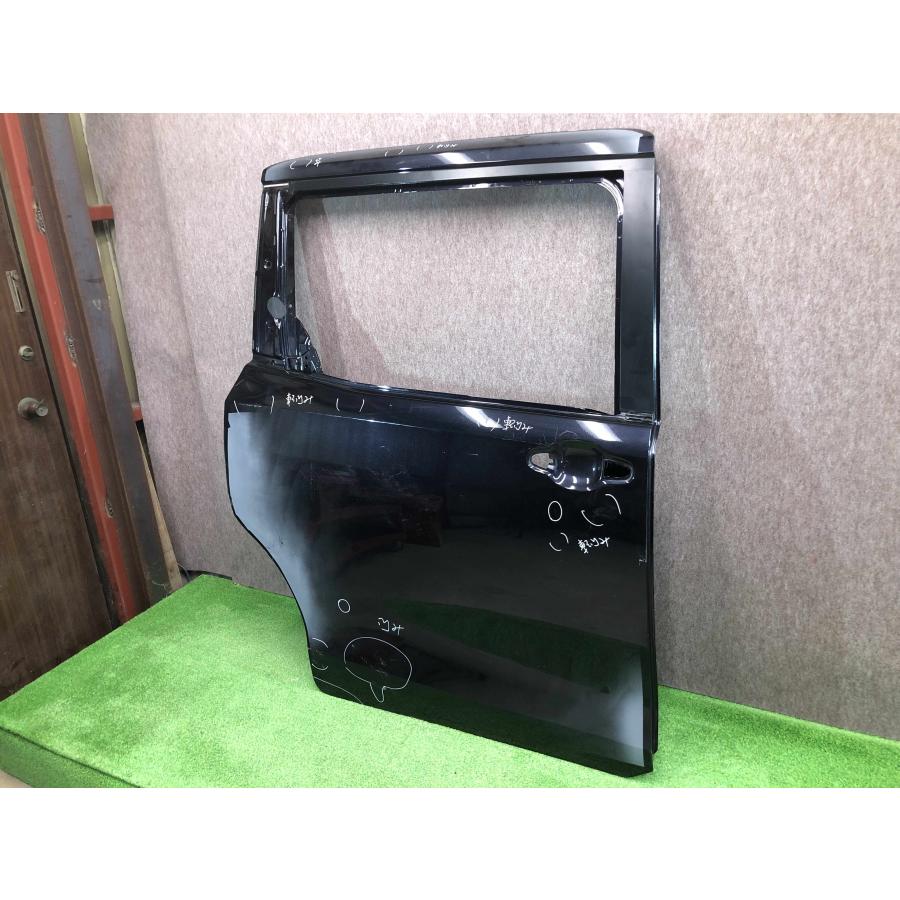ZRR80 ZRR85/ZWR85 ノア ヴォクシー 右 スライドドア 右リアドア