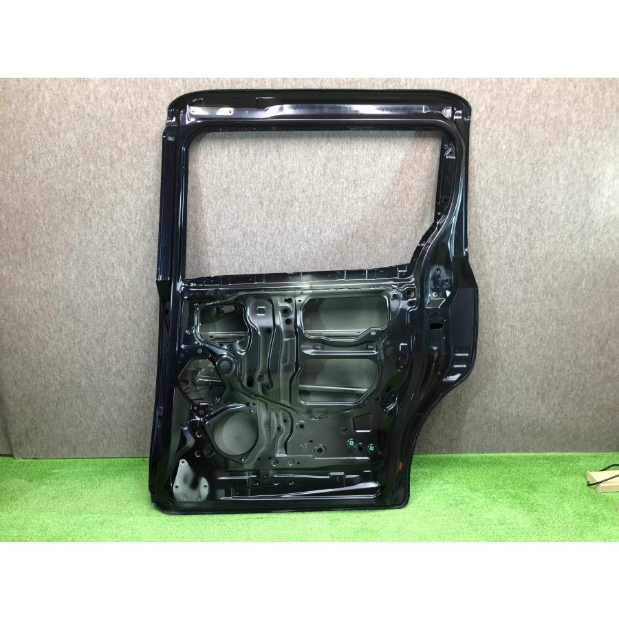 ZRR80 ZRR85/ZWR85 ノア ヴォクシー 右 スライドドア 右リアドア