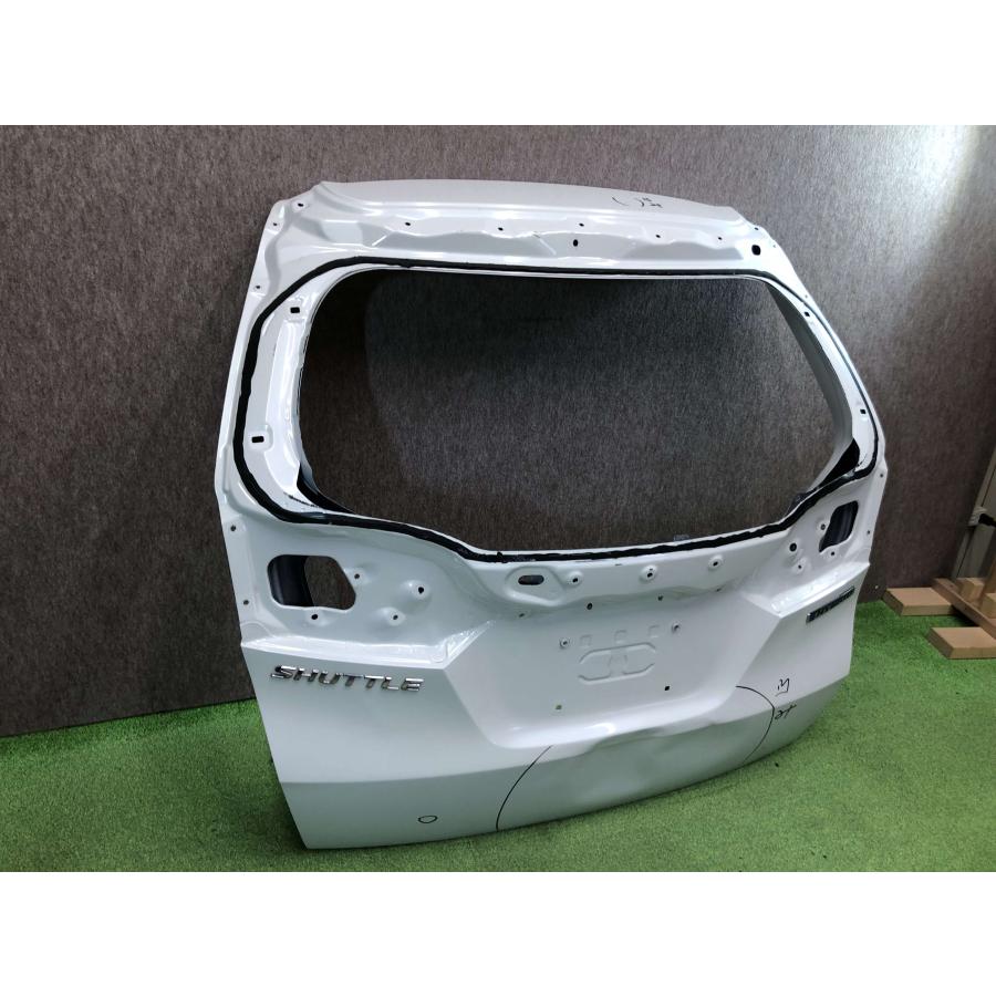 シャトル GK9 左リアドア G 4WD アサヒ M2L3 67550-T5A-N10ZZ NH788P