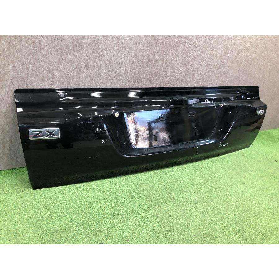 ランドクルーザー URJ202W 200系 ZX V8 リアガーニッシュ : 拓海商事