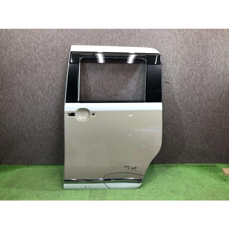 ムーヴキャンバス LA800S 純正 左リアドア LA800S/LA810S ムーヴキャンバス 純正 左スライドドア/左リアドア