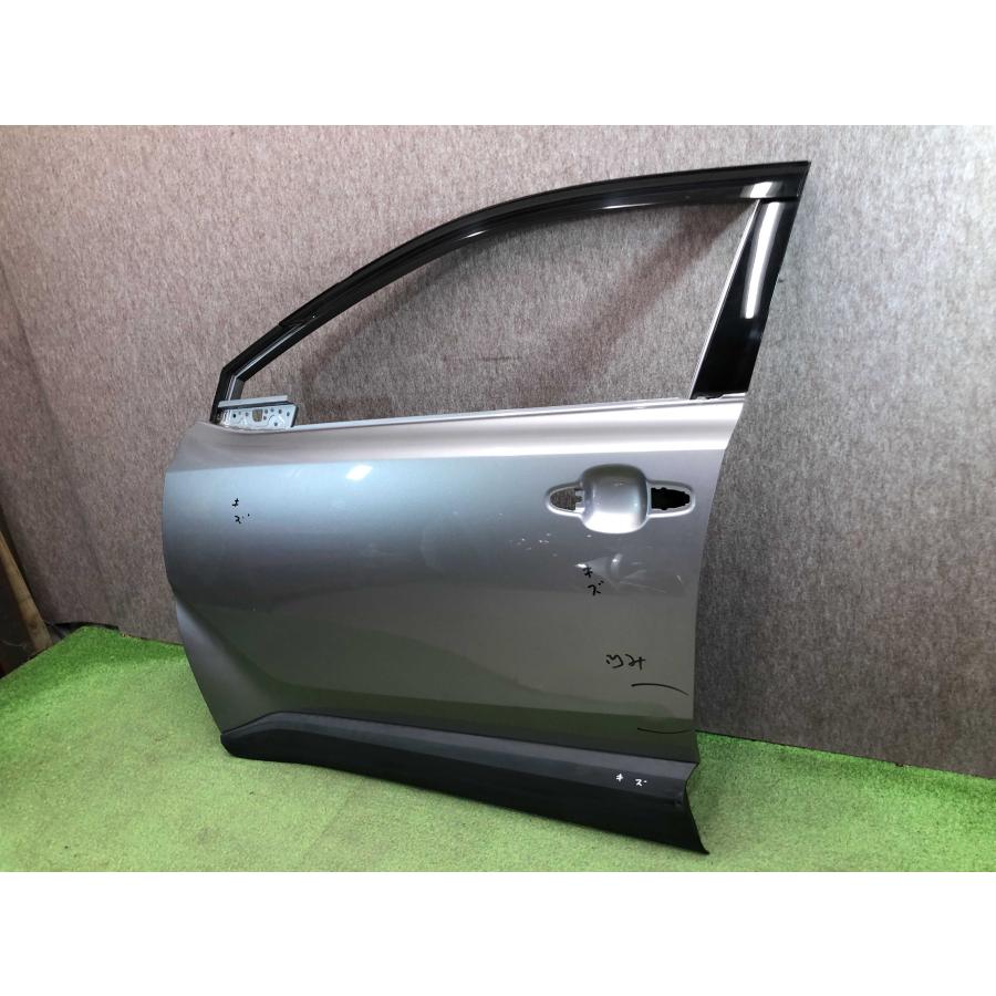 ZYX10/ZYX11/NGX10/NGX50 C-HR/CHR 純正 左 フロントドア : 拓海商事