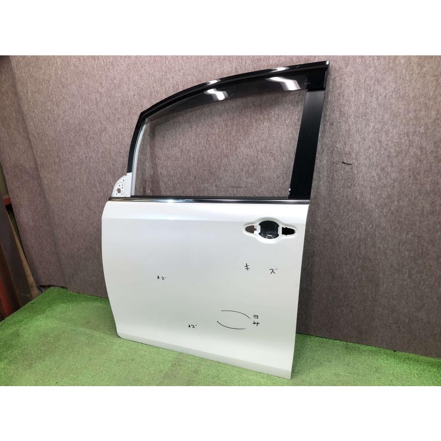 ZRR80/ZRR85/ZWR80 ノア ヴォクシー エスクァイア 純正 左 フロント