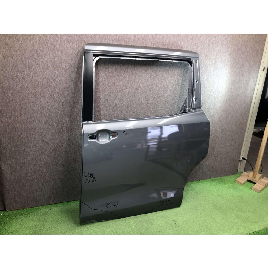 ZRR80 ZRR85 ZWR85 ヴォクシー ノア 純正 左 リアドア 左スライドドア