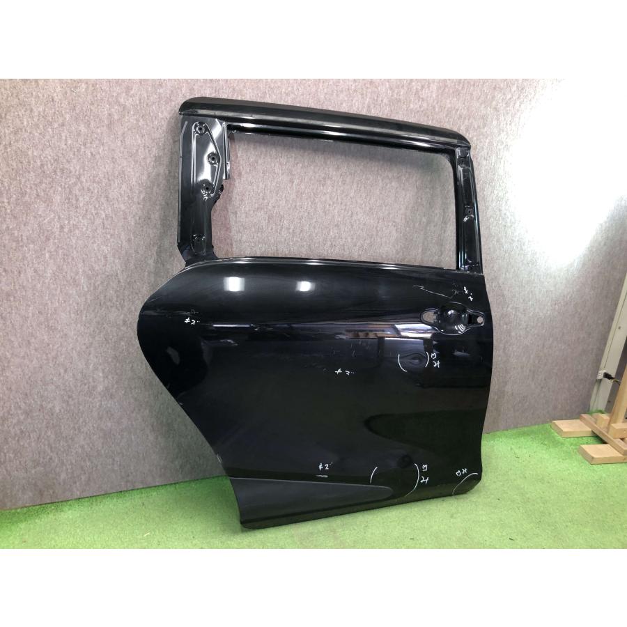 シエンタ ハイブリッド NSP170G/NSP172G/NCP175G 純正 右スライドドア