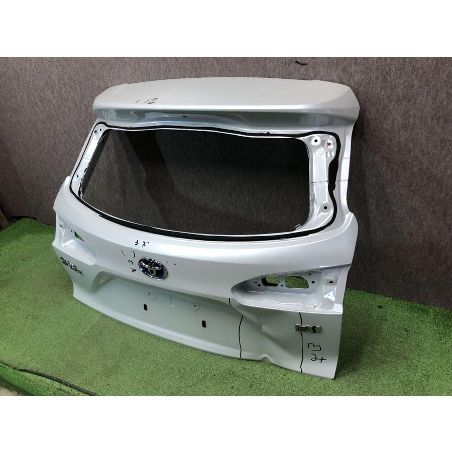 トヨタ カローラクロス ZSG10 ZVG11 ZVG15 純正 リアゲート バックドア