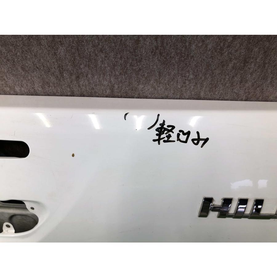 GUN125 HILUX/ハイラックス 純正 バックパネル/リアパネル/テール