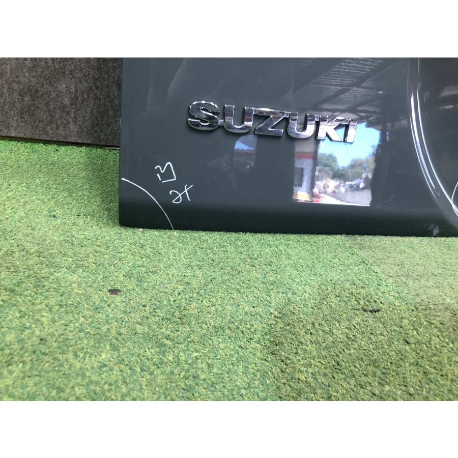 スズキ　ジムニー　JB64W/JB74W　シエラ　純正　リアゲート　バックドア スズキ ジムニー JB64W JB74W 純正 リア ゲート バック ドア : 拓海
