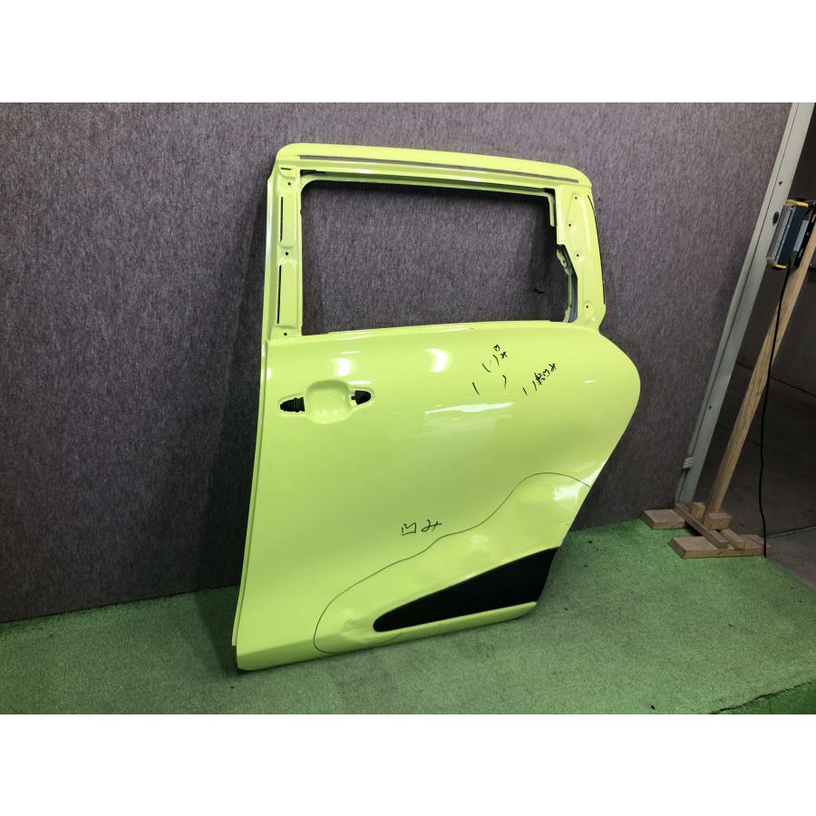 シエンタ/ハイブリッド NSP170G/NSP172G NCP175G NHP170G 左リアドア
