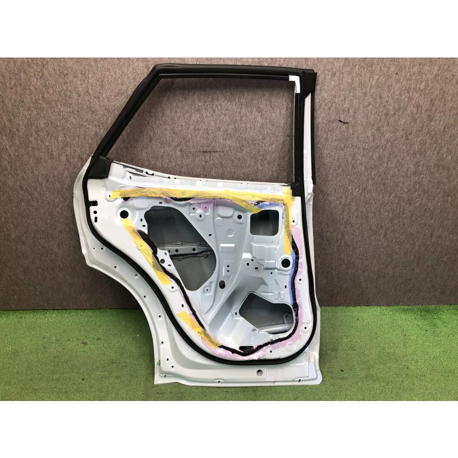 レクサス 純正 左 リアドア LBX MAYH10/15 : 拓海商事ヤフー店 - 通販