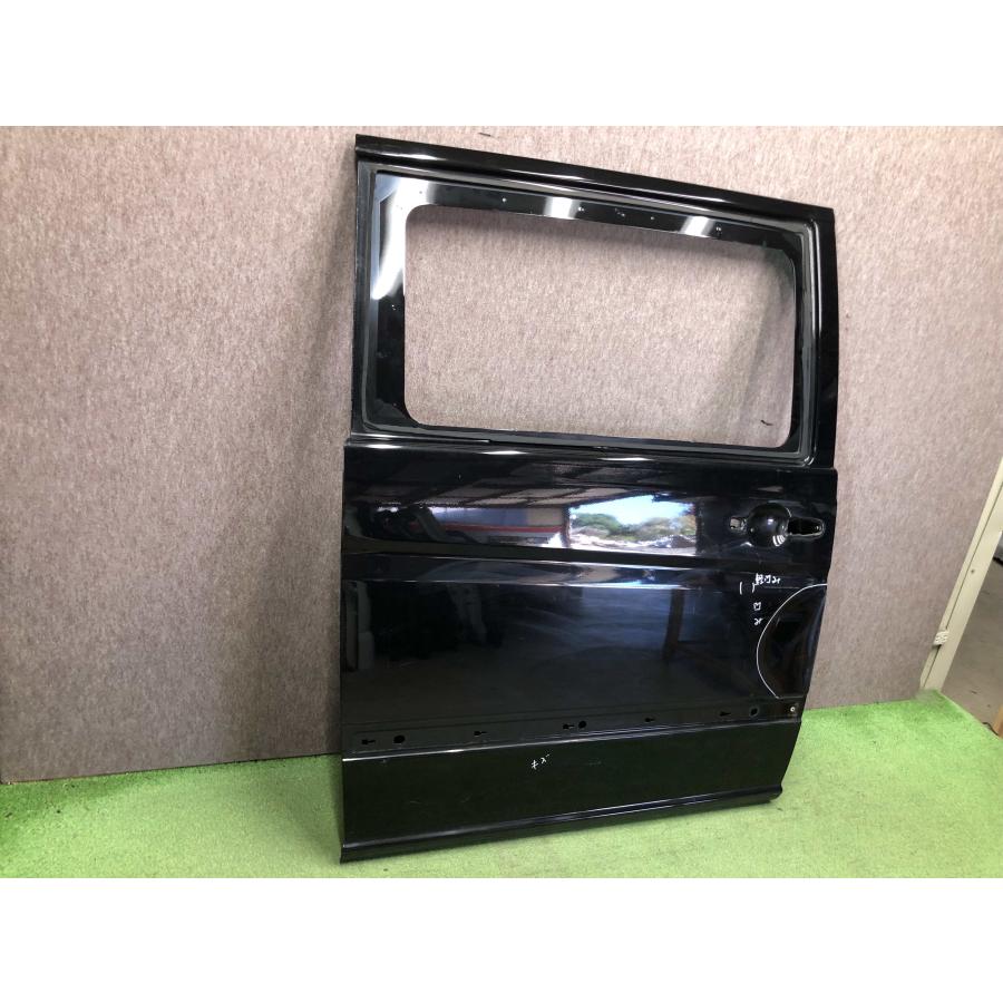 ベンツ Vクラス W639 純正 右 スライドドア : 拓海商事ヤフー店 - 通販