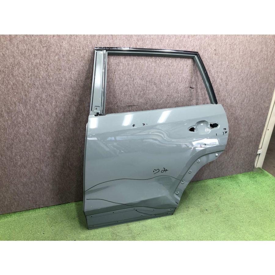 MXAA52/MXAA54/AXAH52/AXAH54/AXAP54 RAV4/PHV 純正 左リアドア : 拓海
