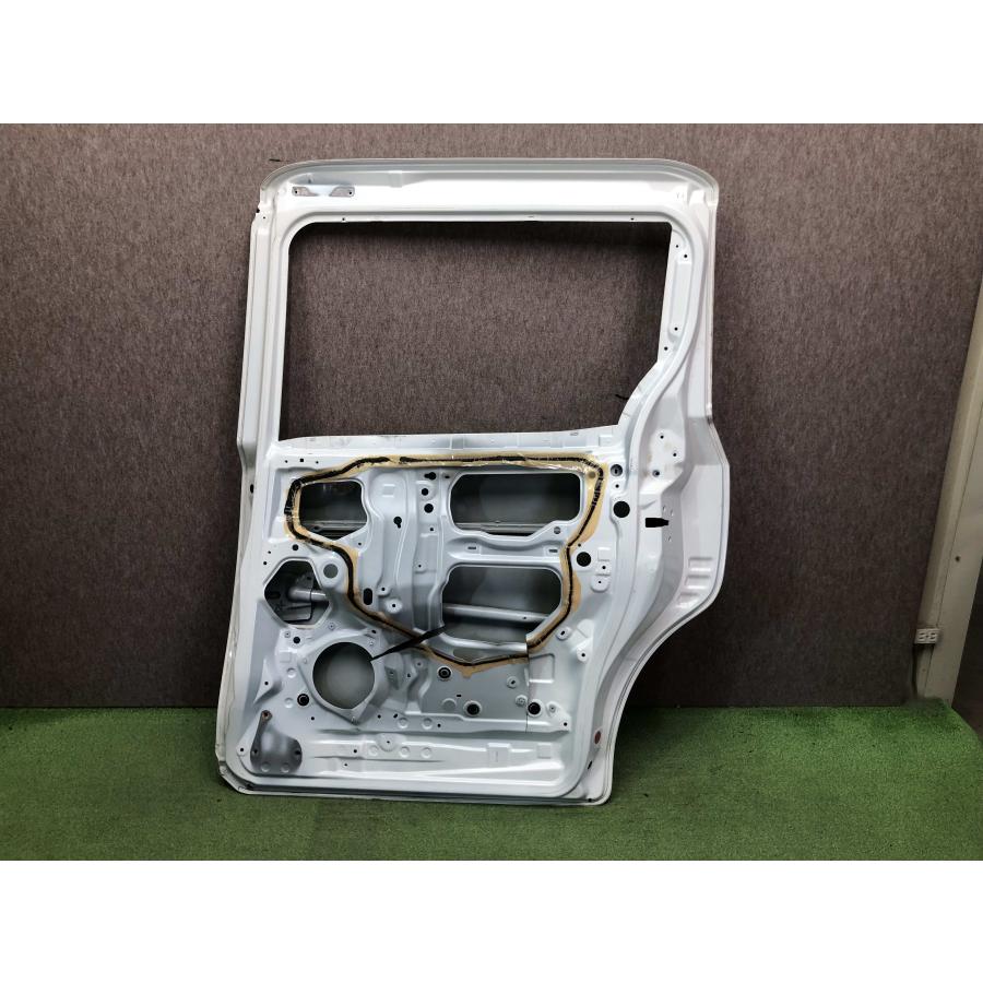 ZRR80 ZRR85/ZWR85 ノア ヴォクシー 右 スライドドア 右リアドア