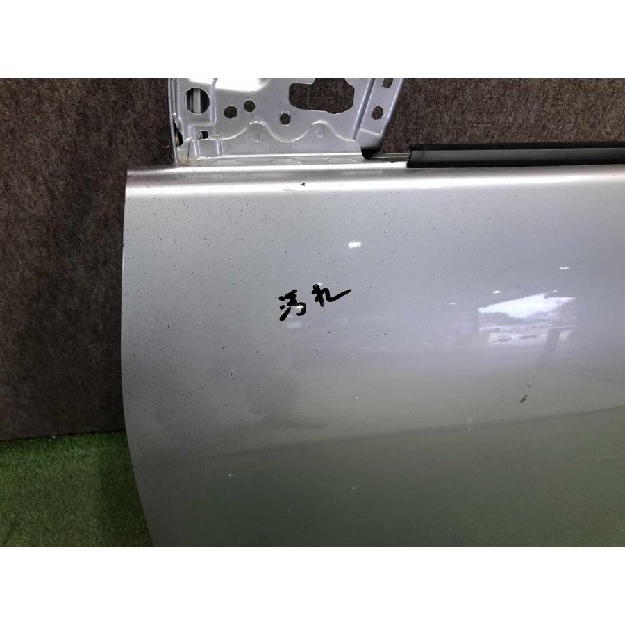 ZVW50/ZVW51/ZVW55/ZVW52 プリウス/プリウスPHV 純正 左フロントドア