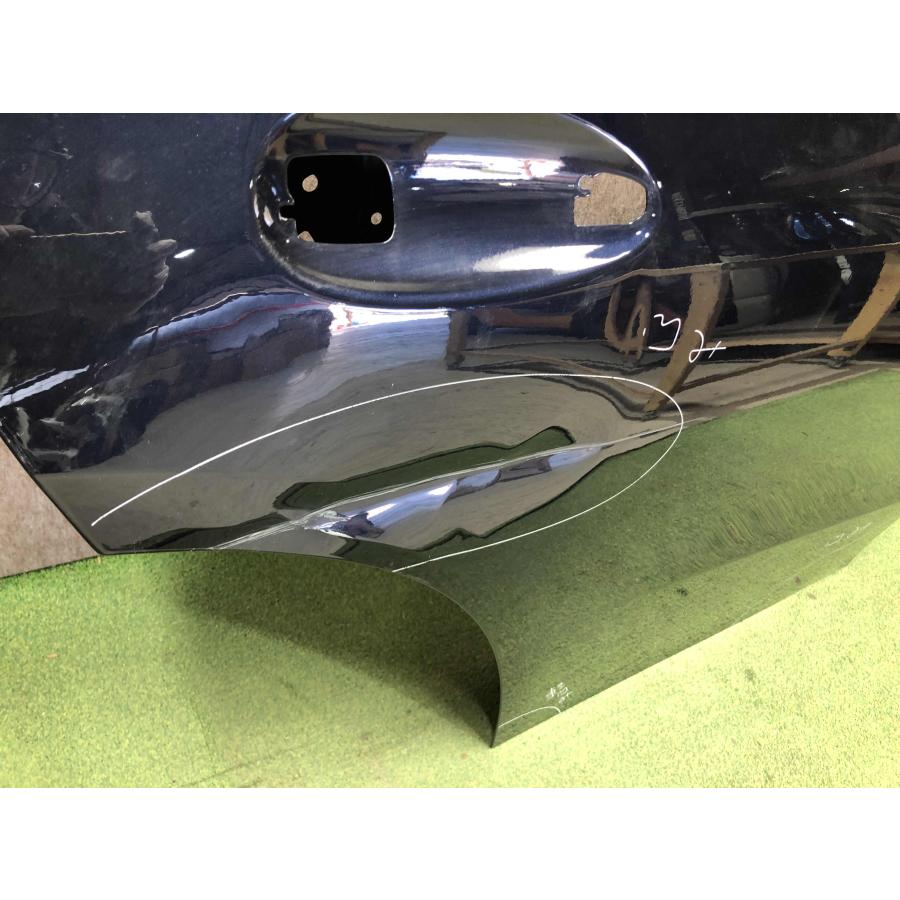 ベンツ　GLC43 純正リアオーバーフェンダー　左右　美品　レア　純正品 ベンツ GLCクラス X253 GLC63/GLC43 スタイル リアフェンダーアーチ