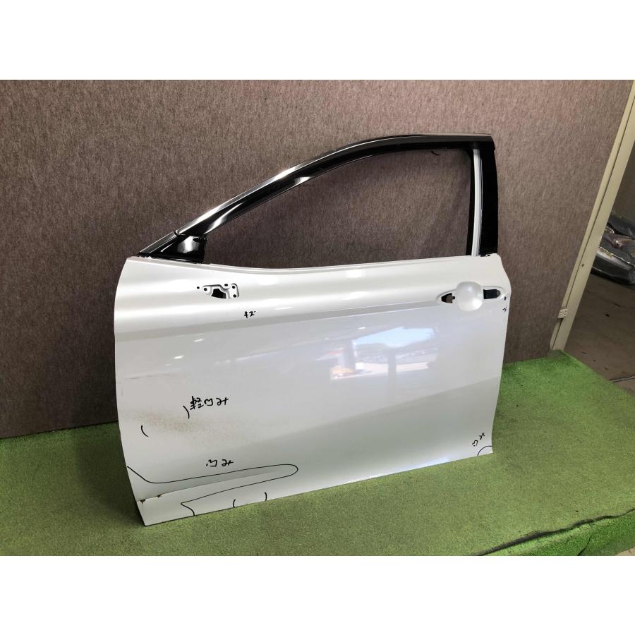 カムリ 70系 左フロントドア パネル AXVH70/AXVH75 : 拓海商事ヤフー店