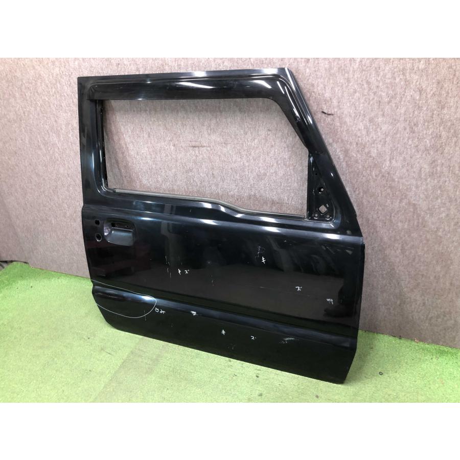 JB64W純正 No.861 新型ジムニーJB64W 純正色 キネティックイエロー＆ブラックVer