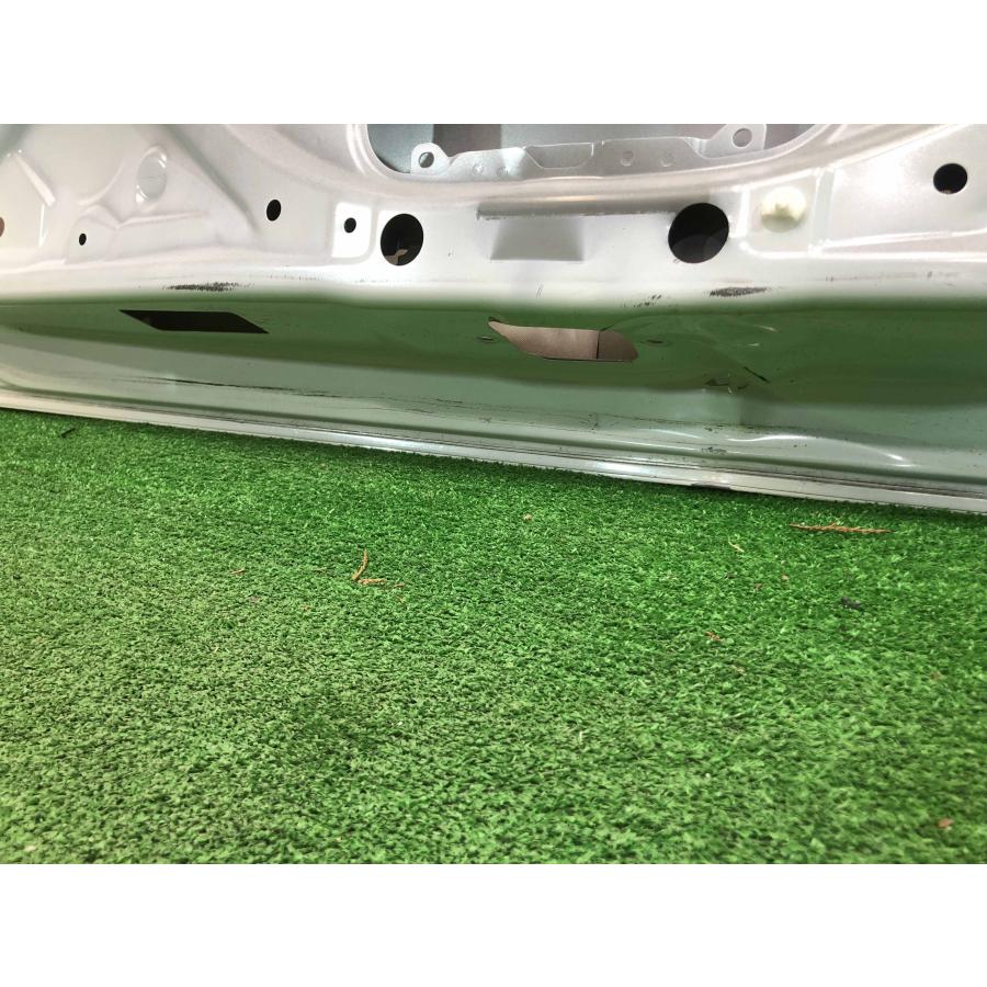 C27 セレナ リアゲート バックドア GC27/GFC27/HFC27 : 拓海商事ヤフー
