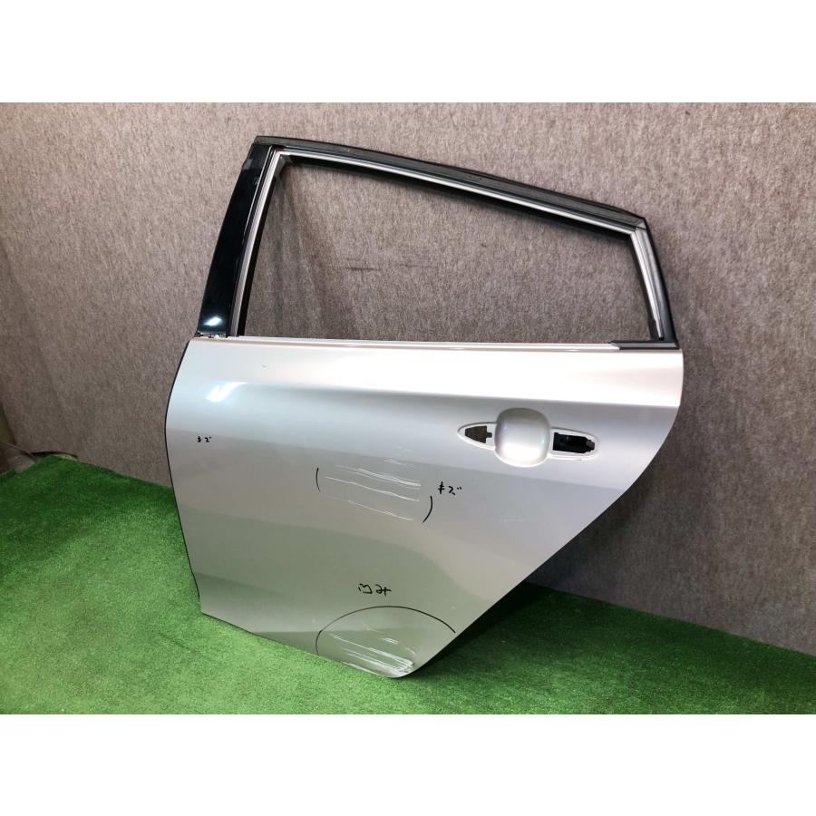 トヨタ プリウス 50系 純正 左リアドア PHV/ZVW50/ZVW51/ZVW55/ZVW52