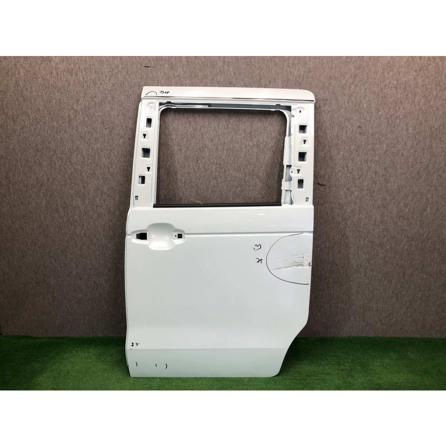 JF5/JF6 N-BOX/N-BOXカスタム 純正 左スライドドア/左リアドア : 拓海