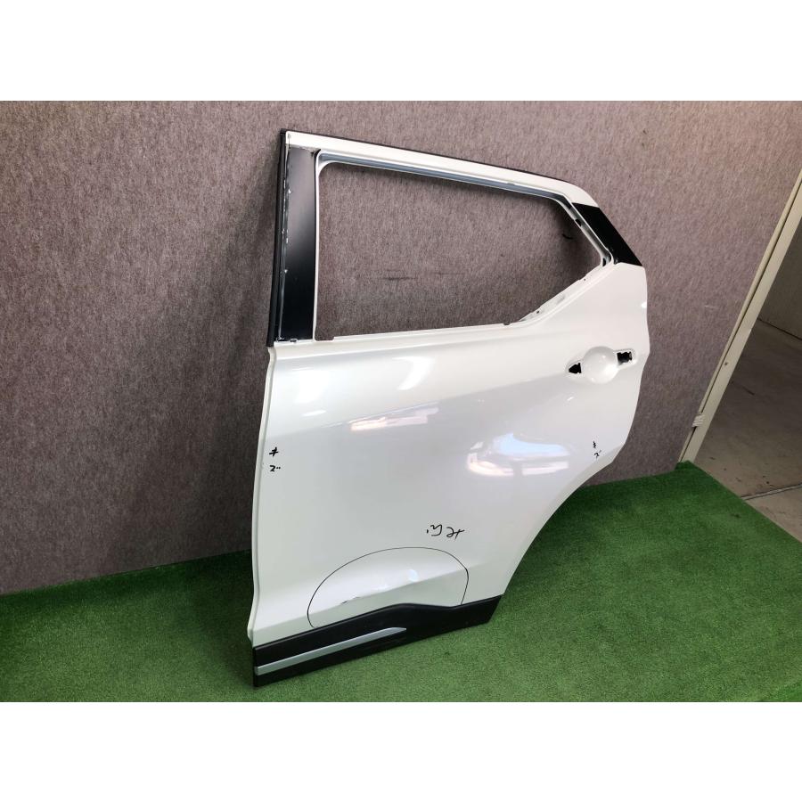 P15 KICKS/キックス 純正 左 リアドア : 拓海商事ヤフー店 - 通販