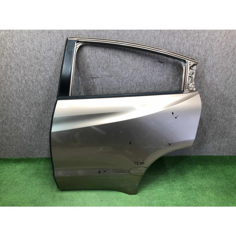 ホンダ ヴェゼル RU系 純正 左 リアドア RU1/RU2/RU3/RU4 : 拓海商事