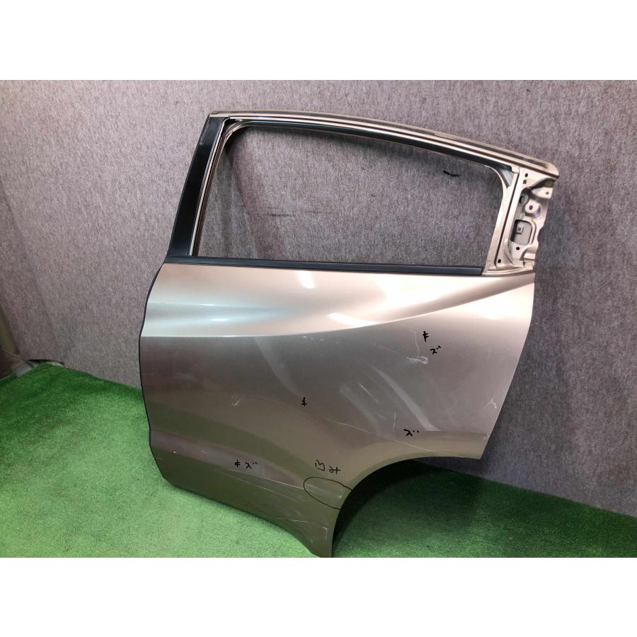 ホンダ ヴェゼル RU系 純正 左 リアドア RU1/RU2/RU3/RU4 : 拓海商事
