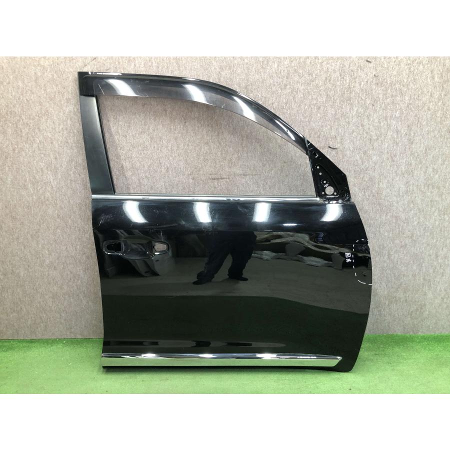 トヨタ ランドクルーザー/ランクル 200系 純正 右フロントドア UZJ200