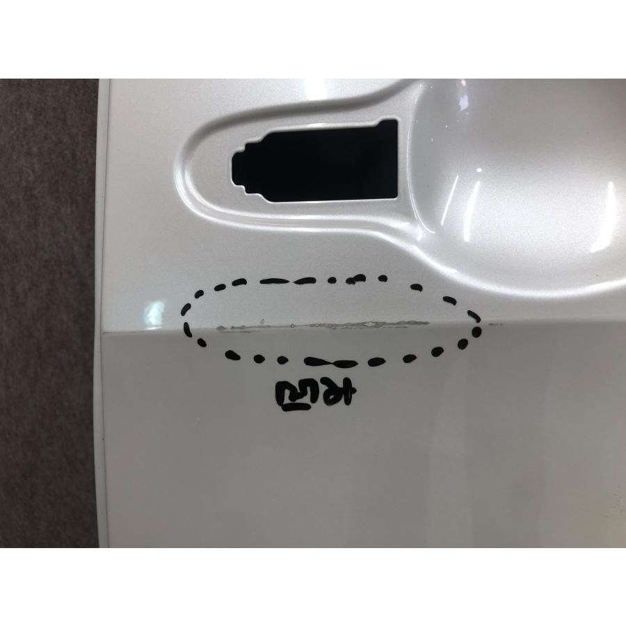 レクサス　LM 左スライドドア レクサス LM 10系 純正 左リアドア/スライドドア LM500h TAWH15W