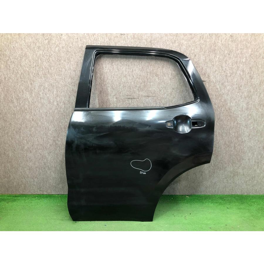 ダイハツ　ロッキー　左リアドア　　 トヨタ ライズ/ロッキー 200系 左リアドア A200A/A201A/A202A/A210A