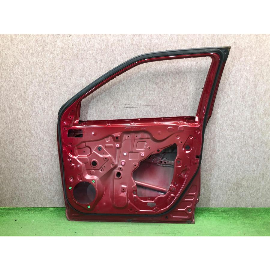 トヨタ ヤリスクロス MXPB10 純正 右 フロントドア MXPB10/MXPB15