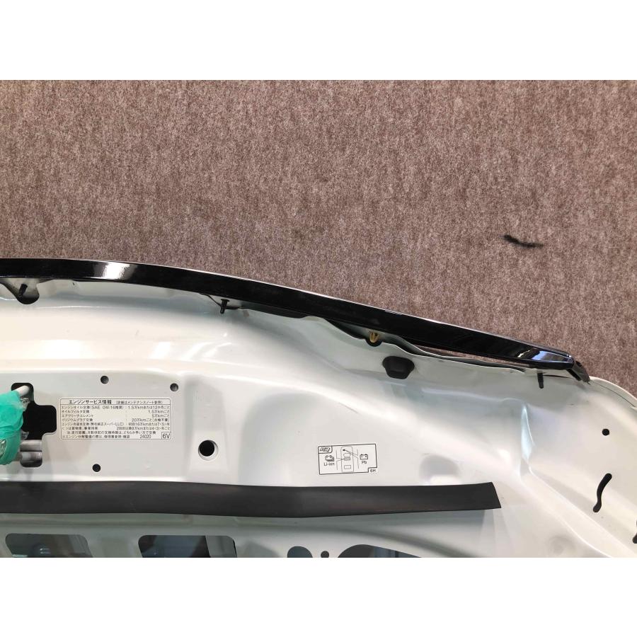 トヨタ ヴォクシー 90系 純正 ボンネット/フードパネル ZWR90W/ZWR95W