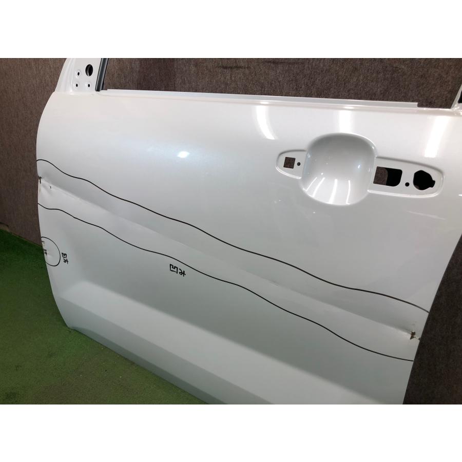 トヨタ ライズ/ロッキー 200系 純正 左フロントドア A200A/A201A/A202A