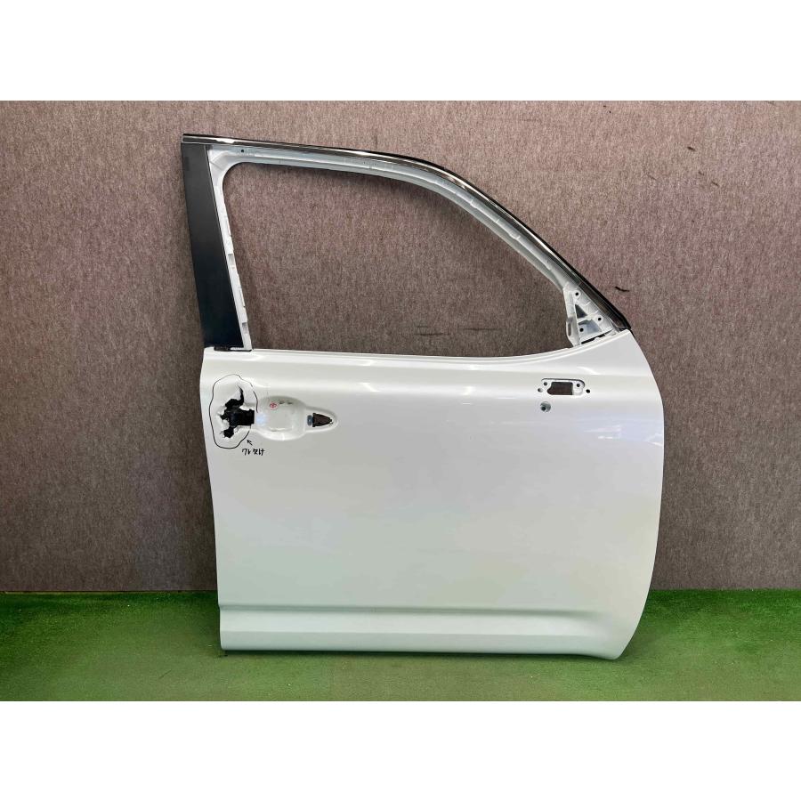 トヨタ ランドクルーザー 300系 純正 右 フロントドア FJA300W/VJA300W