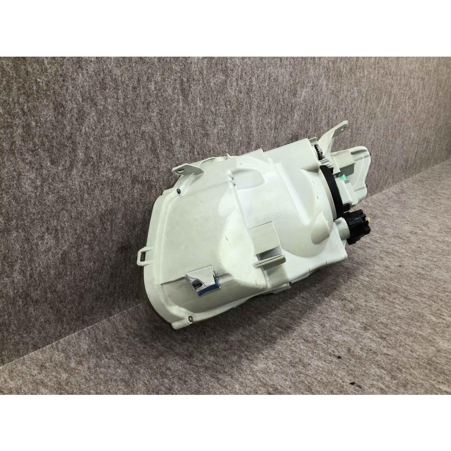 磨き済み トヨタ カローラ フィールダー NZE141 純正 右 ヘッドライト