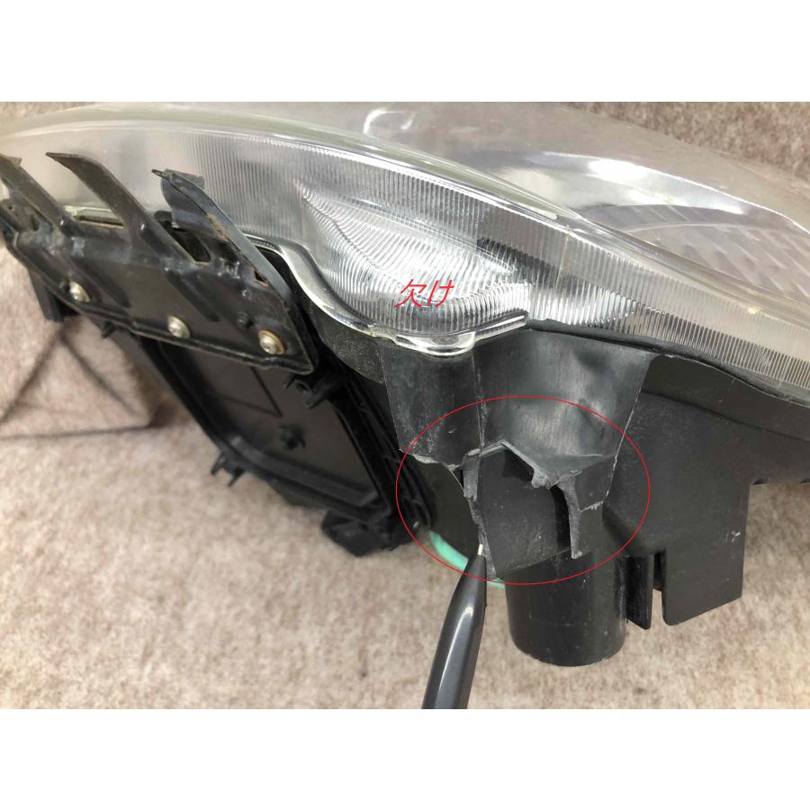 トヨタ　プリウス　NHW20 HID ヘッドライト KOITO 磨き済み NHW20 20系 プリウス 後期 HID ヘッドライト 左 KOITO 47-23
