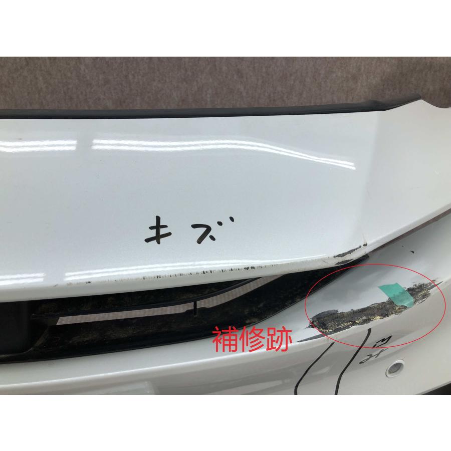 ZVW60/ZVW65/MXWH60/MXWH65 プリウス 純正 フロントバンパー 52119
