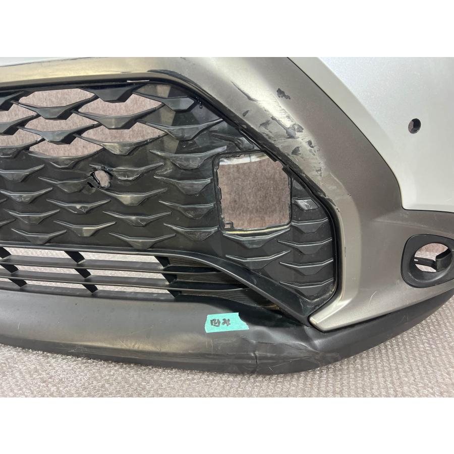 トヨタ カローラクロス ZSG10/ZSG11/ZVG15 純正 フロントバンパー