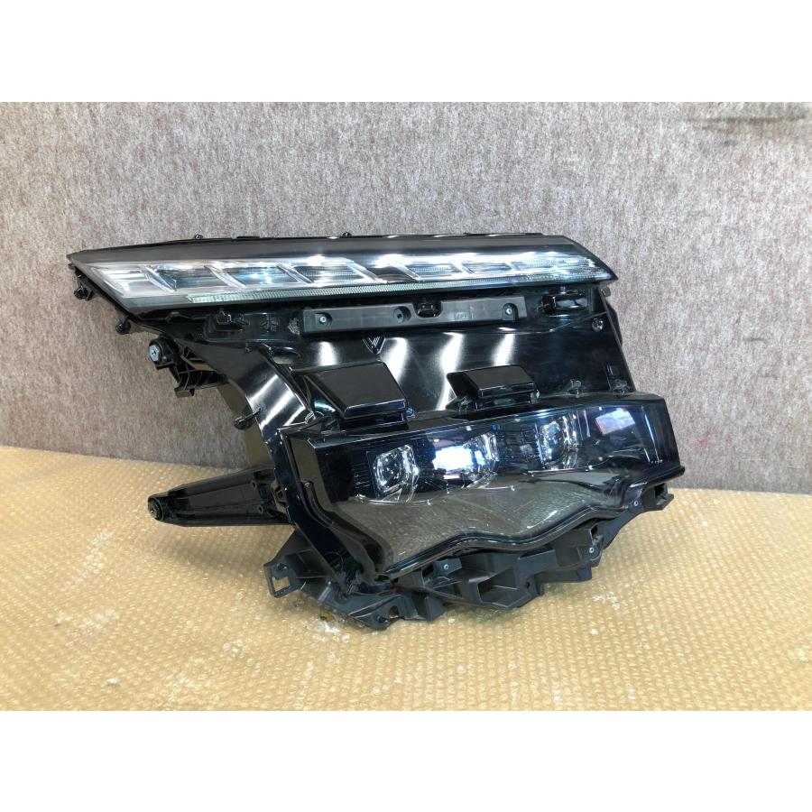 磨き済み トヨタ 3眼 LED MZRA90W ヴォクシー 右ヘッドライト ICHIKOH