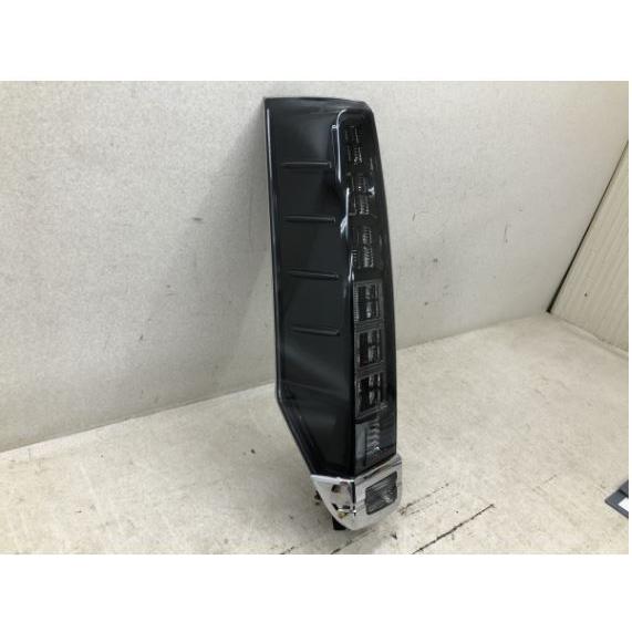 磨き済み ZRR80W 85W ヴォクシー 左 テールライト KOITO 28-232 : 拓海