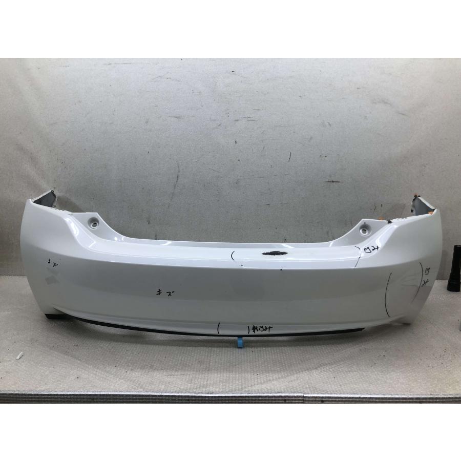 mmmmmk30プリウス　純正　前期　後期ZVW30 リアバンパー TOYOTA(トヨタ) 純正部品 PRIUS プリウス 【ZVW30】 リアバン