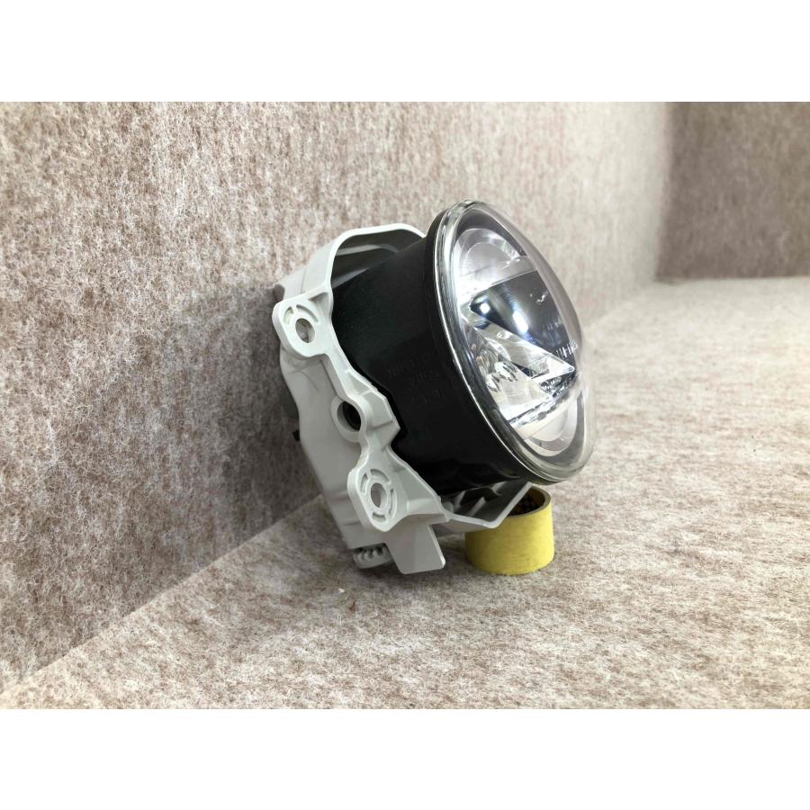 ダイハツ タント カスタム LA600S KOITO 114-11092 磨き済み タント カスタム LA600S/LA610S 純正 左フォグランプ LED