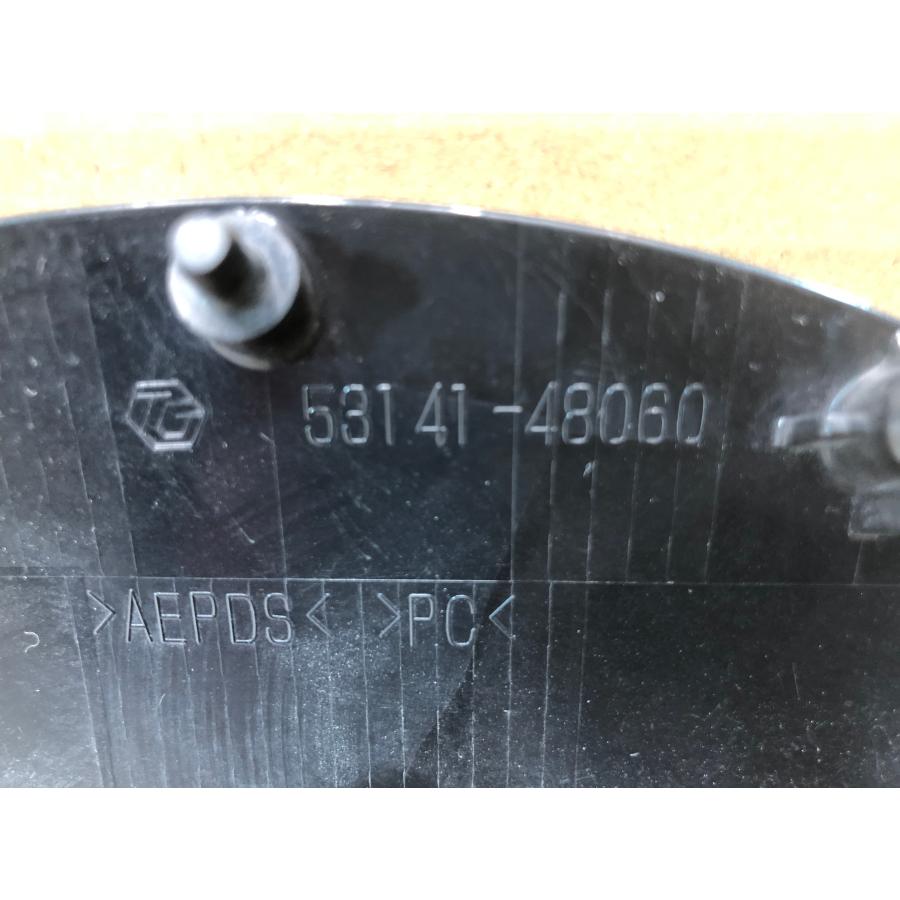 磨き済み レクサス LS エンブレム フロントグリル用 53141-48060