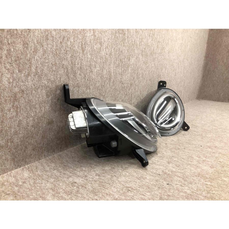 FIAT フィアット 500X 右 純正 ウインカーレンズ 51937405
