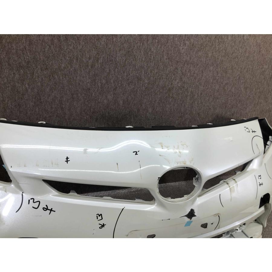 トヨタ プリウス 30 ZVW30 後期 純正 フロントバンパー 52119-47510