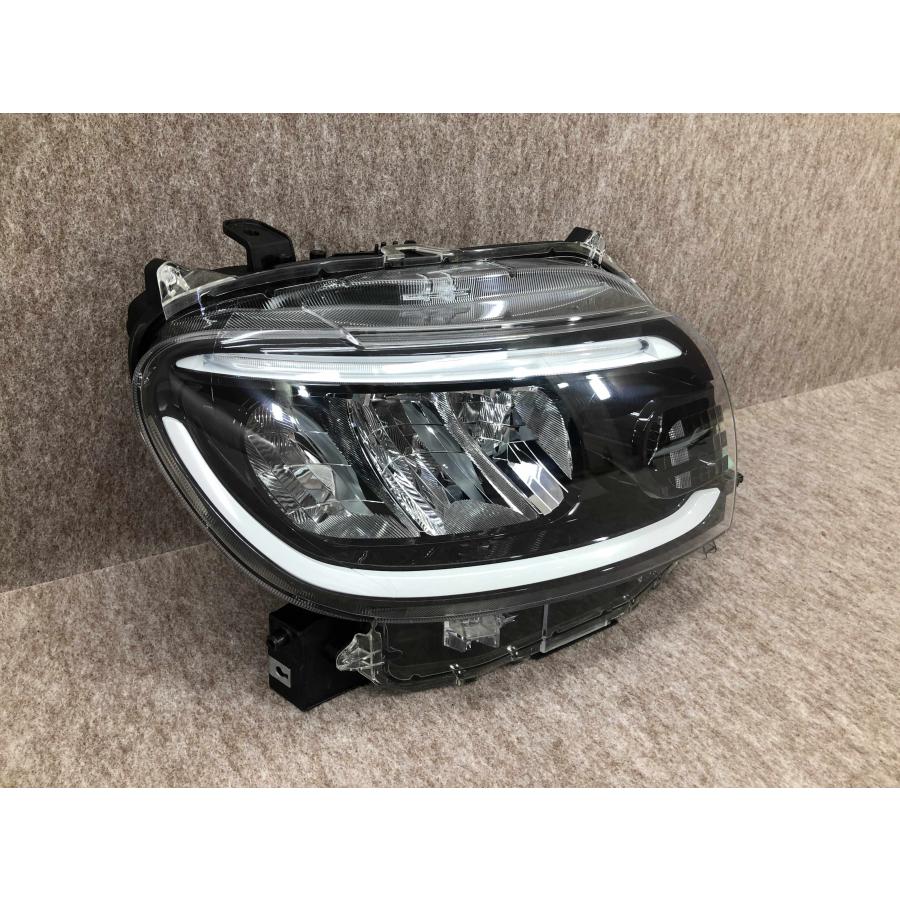 美品 磨き済み ダイハツ タント LA650S 純正 右 ヘッドライト LED