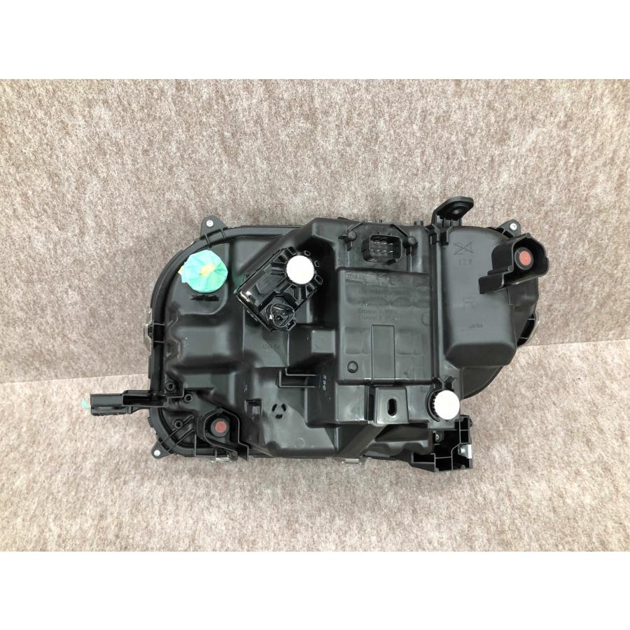 美品 磨き済み ダイハツ タント LA650S 純正 右 ヘッドライト LED