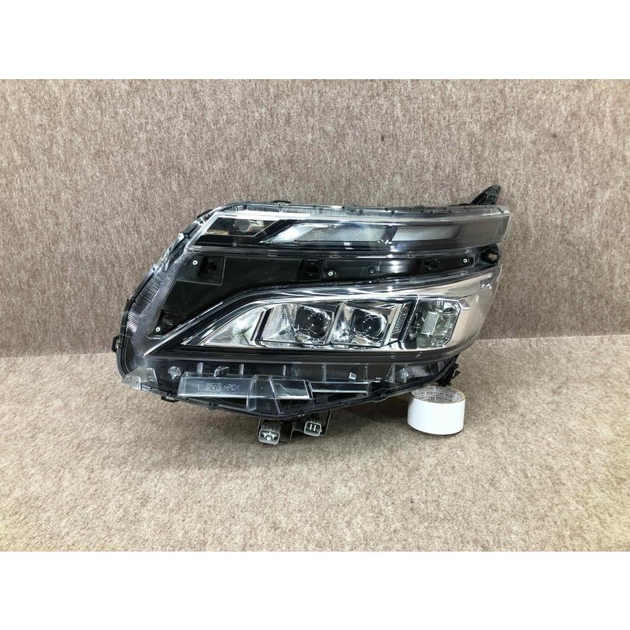 ヴォクシー80後期　純正ヘッドライト　左側 磨き済み ZRR80W 後期 ヴォクシー 純正 左 ヘッドライト ICHIKOH 28